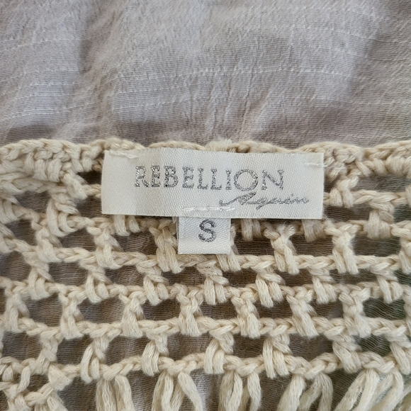 Rebellion Ivory Kimono with Fringe & Detailing - Picture 7 of 13
